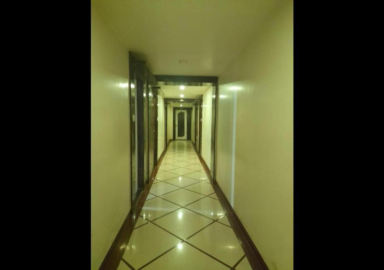 Hotel Sai Ganesh Lodging & Boarding By Wb Inn Titwala エクステリア 写真