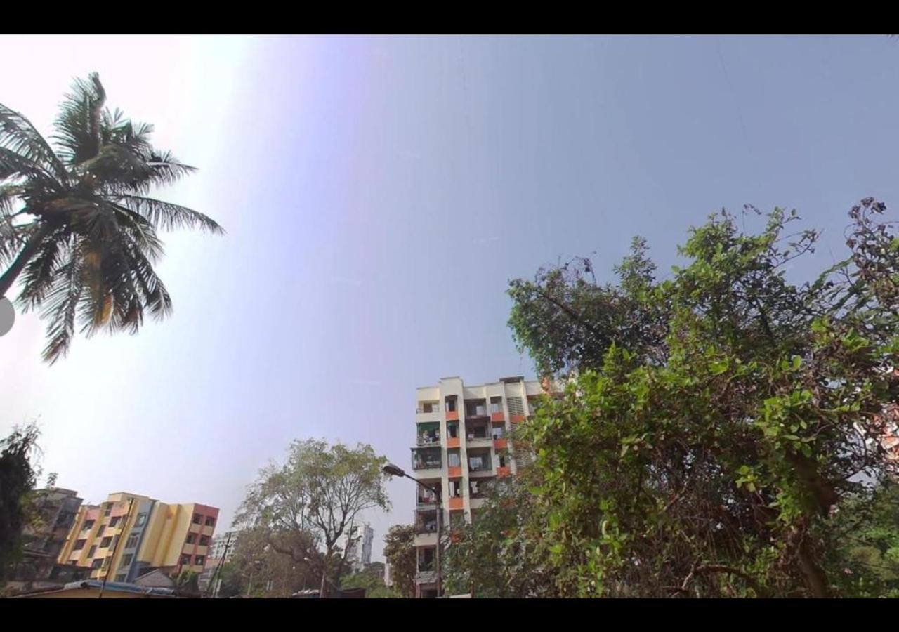 Hotel Sai Ganesh Lodging & Boarding By Wb Inn Titwala エクステリア 写真